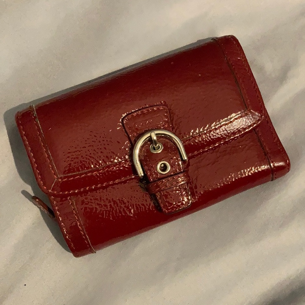 Red wallet